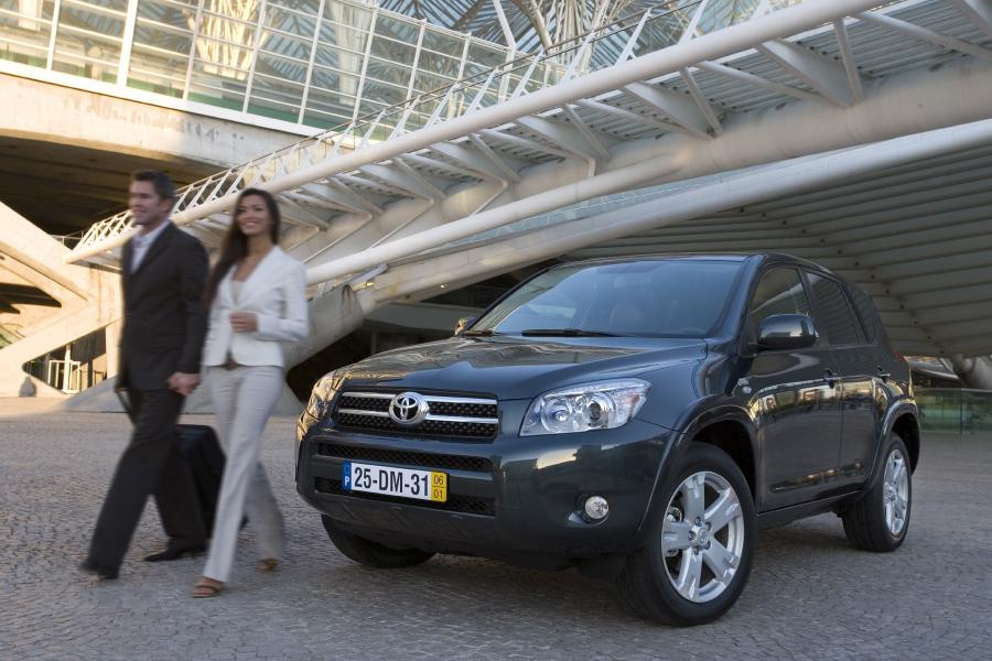  Toyota RAV4 2005 года  (фото 78 из 172)